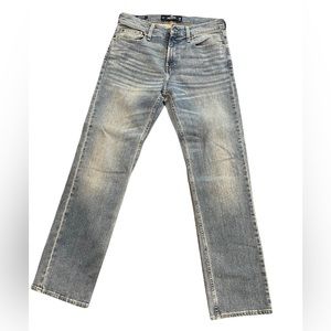 NWOT men’s classic straight Hollister jeans 30/32